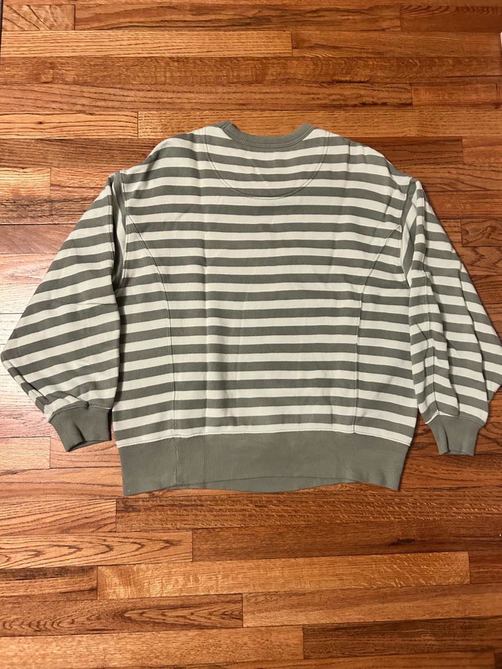 Aerie Go-To Sweatshirt - Picture 12 of 12